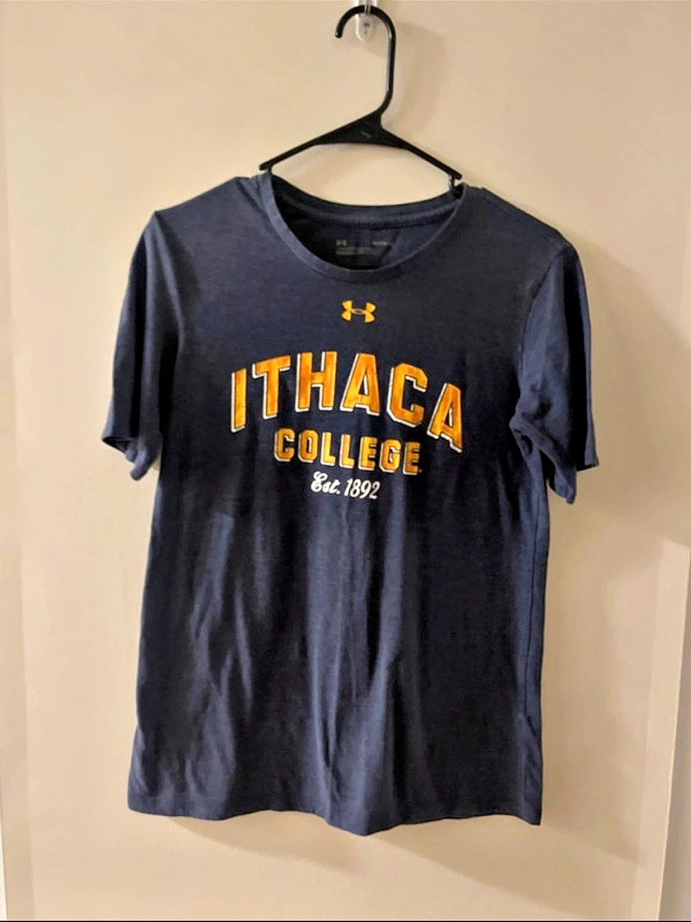 Under Armour Ithaca College Graphic Tee Black & Yellow Medium